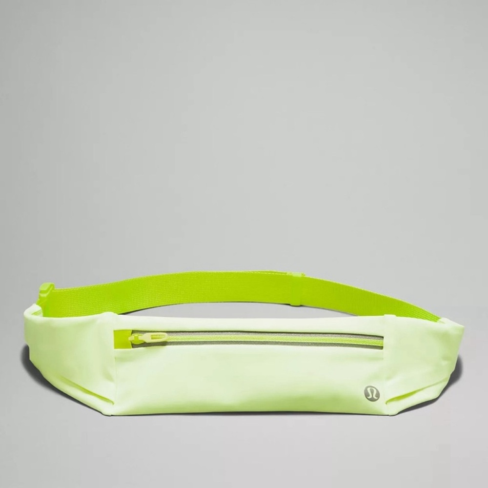 Brand new lululemon fast and free running belt.
